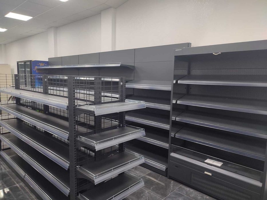 Торговые стеллажи. Кассы, прилавки. Холодильные витрины в магазин.