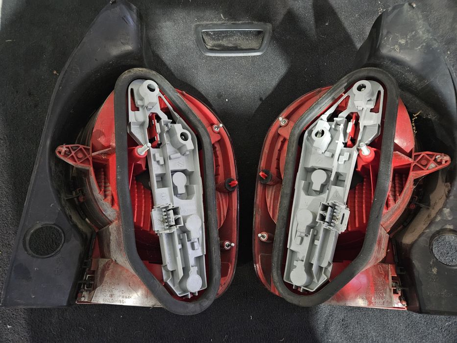 Renault modus farolins