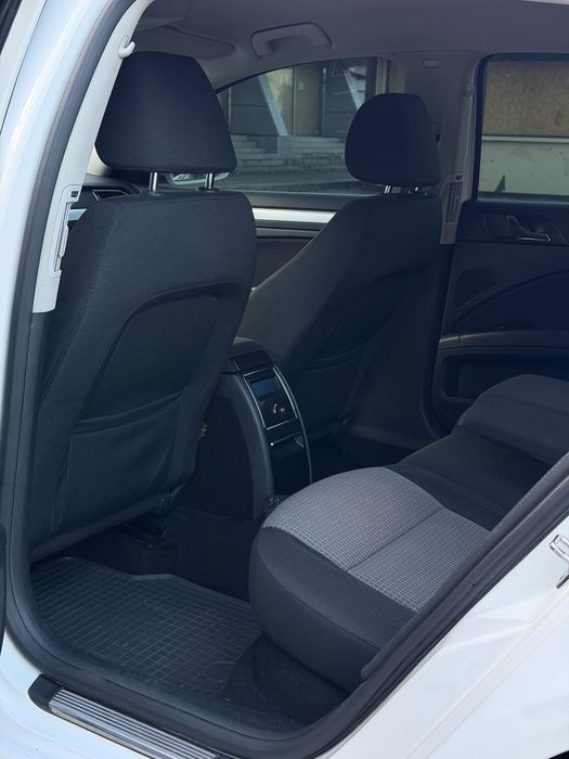 Skoda Superb 2012