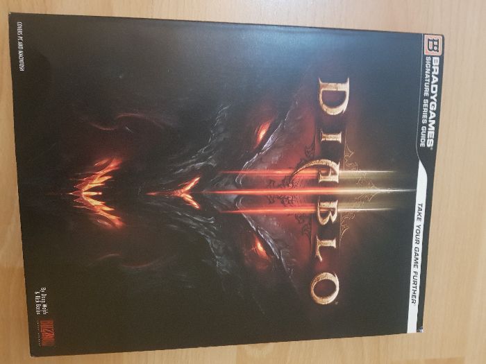 DIABLO 3 - PRZEWODNIK - BradyGames Diablo III Signature Series Guide