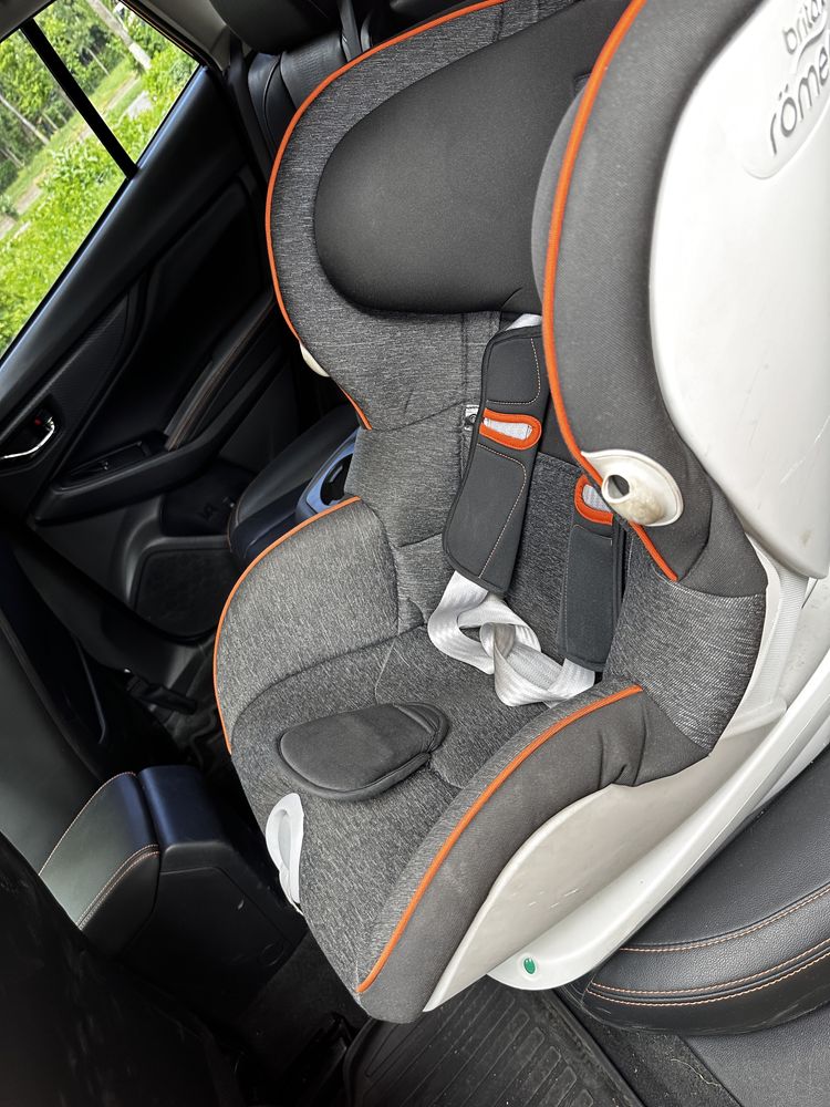 Автокрісло britax: 3 000 грн. - Дитячі автокрісла Київ на Olx