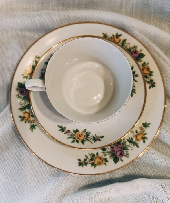 Вінтажне порцелянове тріо