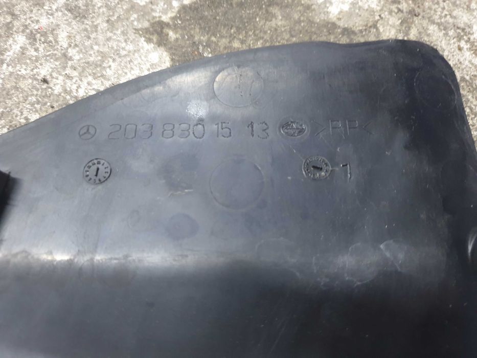 Mercedes w203 w209 osłona podszybia