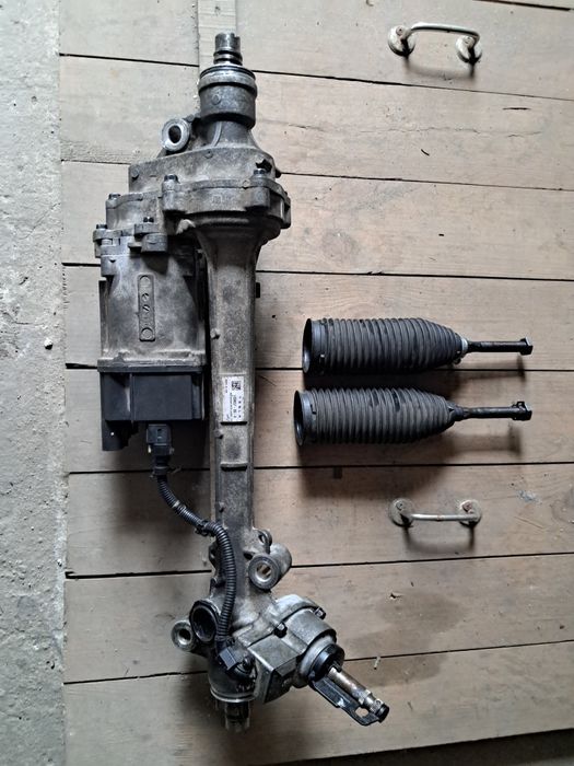 Рейка рулевая tesla model s оригинал под ремонт.