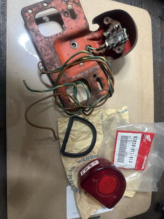 Farolim honda c110 com vidro novo original