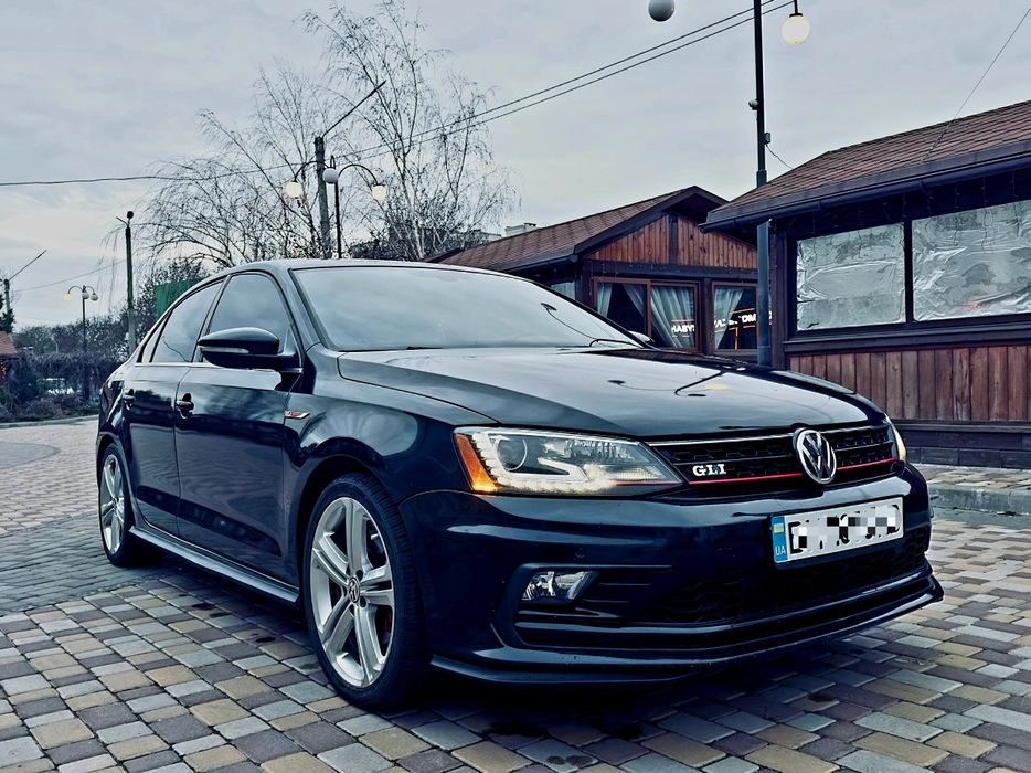 Volkswagen Jetta Gli 2015 2.0 TSI AТ (211 к.с.)