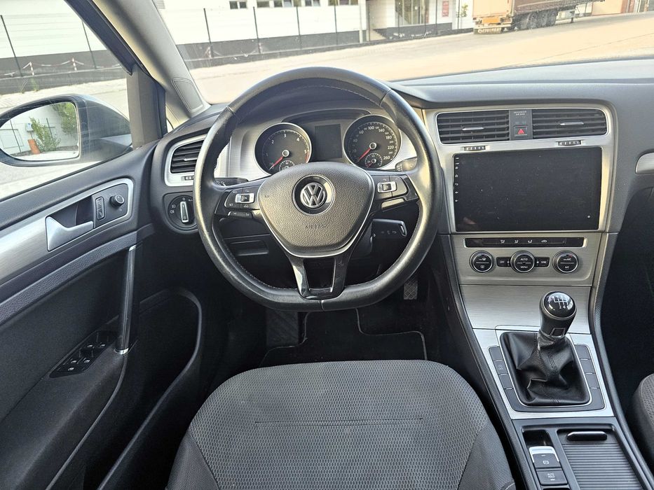 VW Golf 1.6 Tdi 110cv