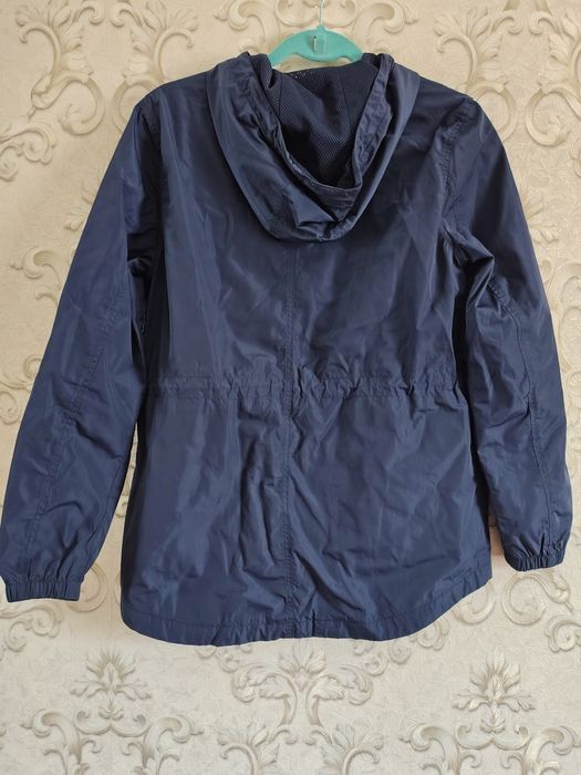 Жіноча вітрова фірмова розмір С
