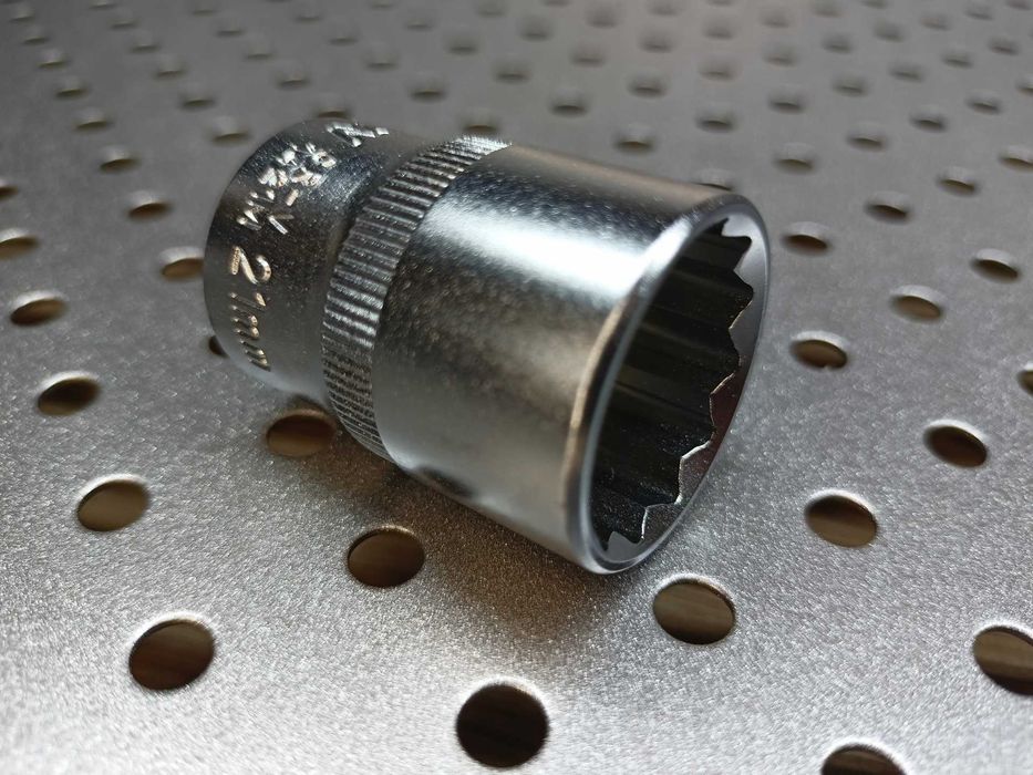 Nasadka 21 mm 1/2" 12-kątna CrV HONITON nasadka 21mm dwunastokątna
