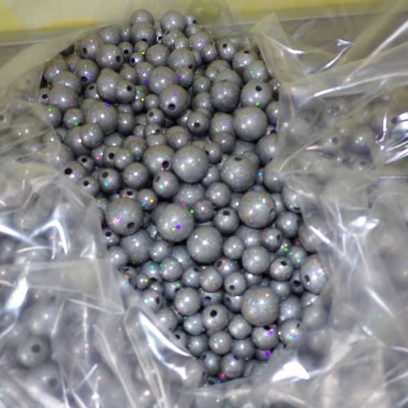 Kulki koraliki drewniane, srebrne efekt holograficzny