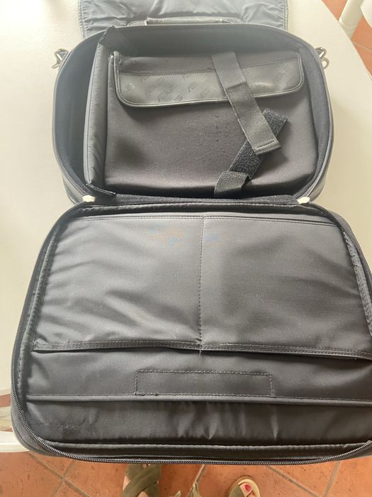 Mala profissional em pele ASUS