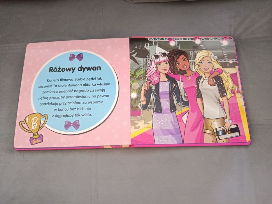 Barbie książka z puzzlami 5 układanek