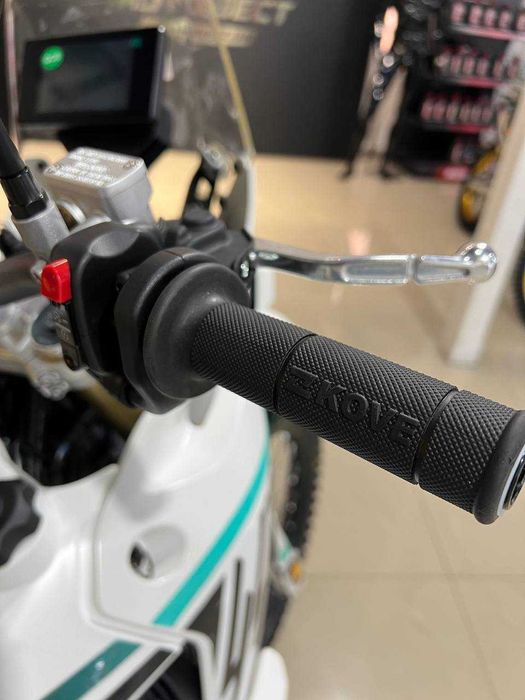 Мотоцикл KOVE 450 Rally Standart Edition
