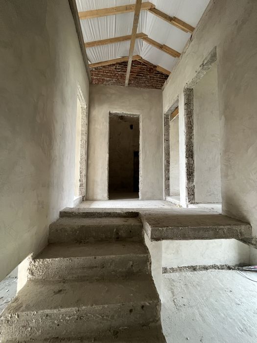 Продається таунхаус 135 м2 з гаражем . Паркан, брама, фіртка