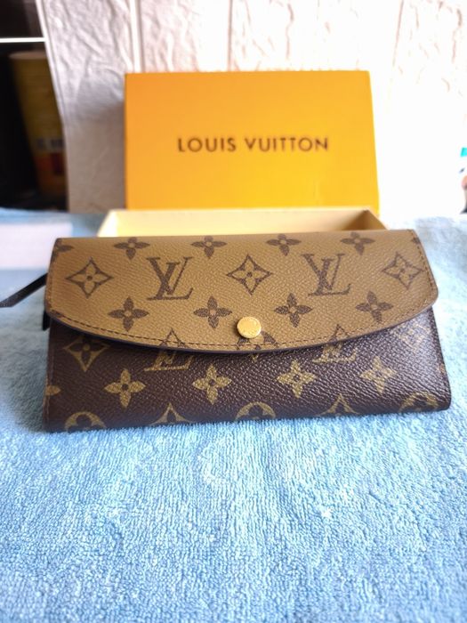 Carteira Louis Vuitton , padrão monograma icónico.