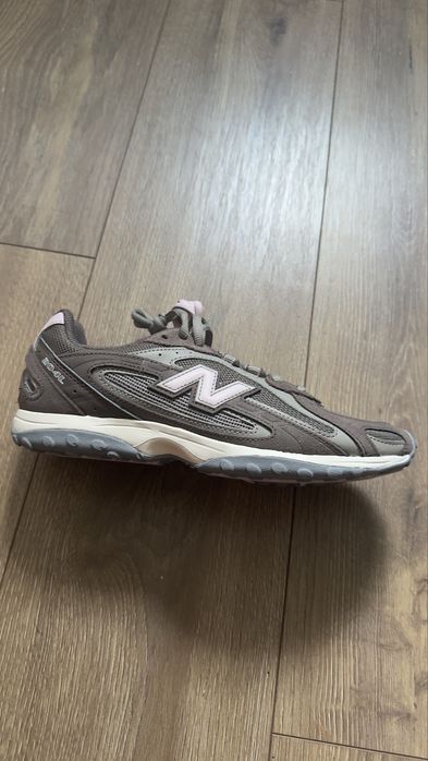 Продам нові оригінальні кросівки new balance 204 L