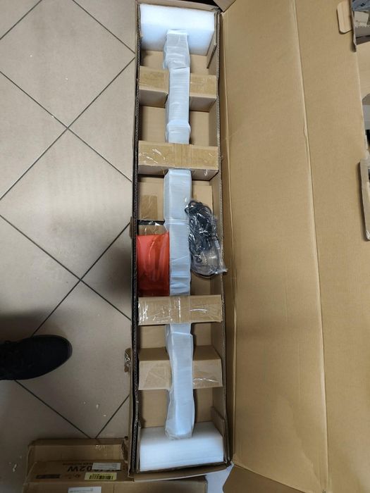Lampa podłogowa led
