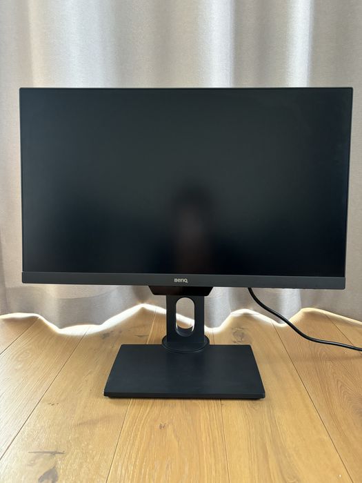 Sprzedam Monitor BenQ PD2500Q z uszkodzoną matrycą