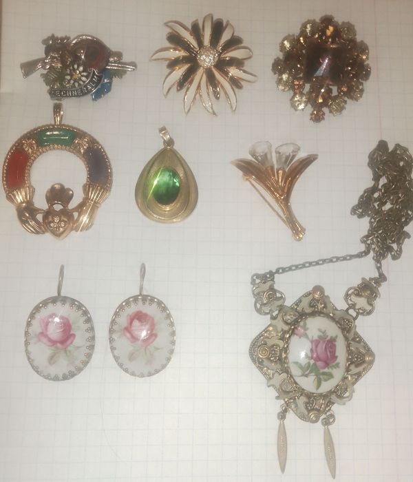 Бижутерия ретро винтаж