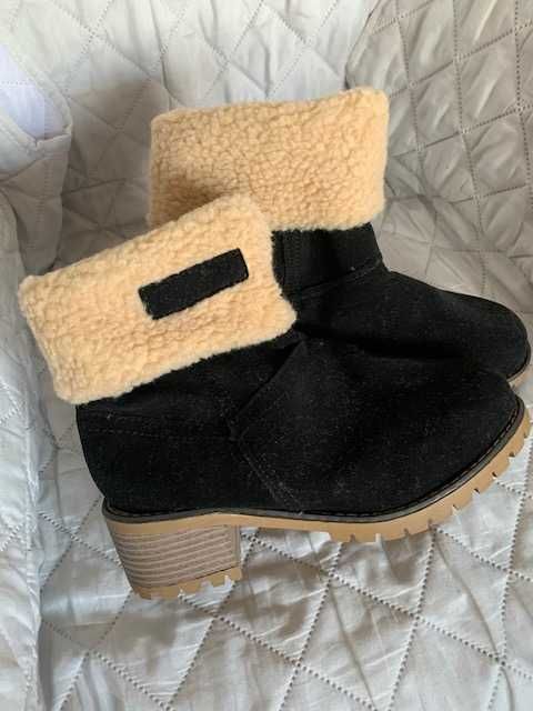 Sprzedam buty czarne z kożuszkiem