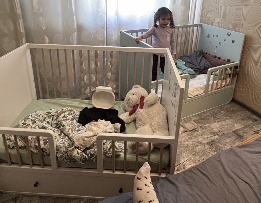 Sosnowiec‼️ 2 Łóżeczka czyste po 2 dzieci (2 i 3 latka)‼️ m. Transport