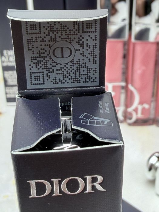 Блиск для губ Dior Addict Lip Maximizer  001 Pink