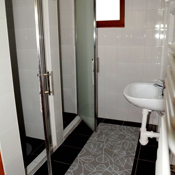 Сдам подселение в комнату в Киеве Метро Теремки 1500 грн. месяц