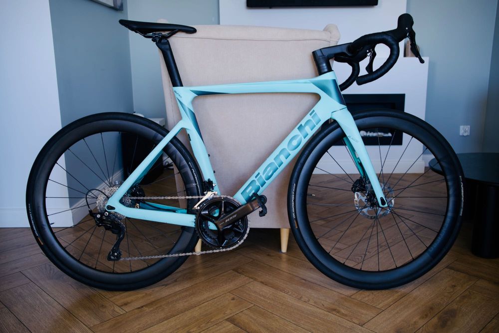 Bianchi Oltre rozm. 55 105 Carbon, hydraulika, koła karbonowe Vinci