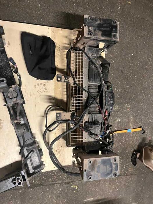 Land Rover Defender guincho Warn mata vacas ABAR usado