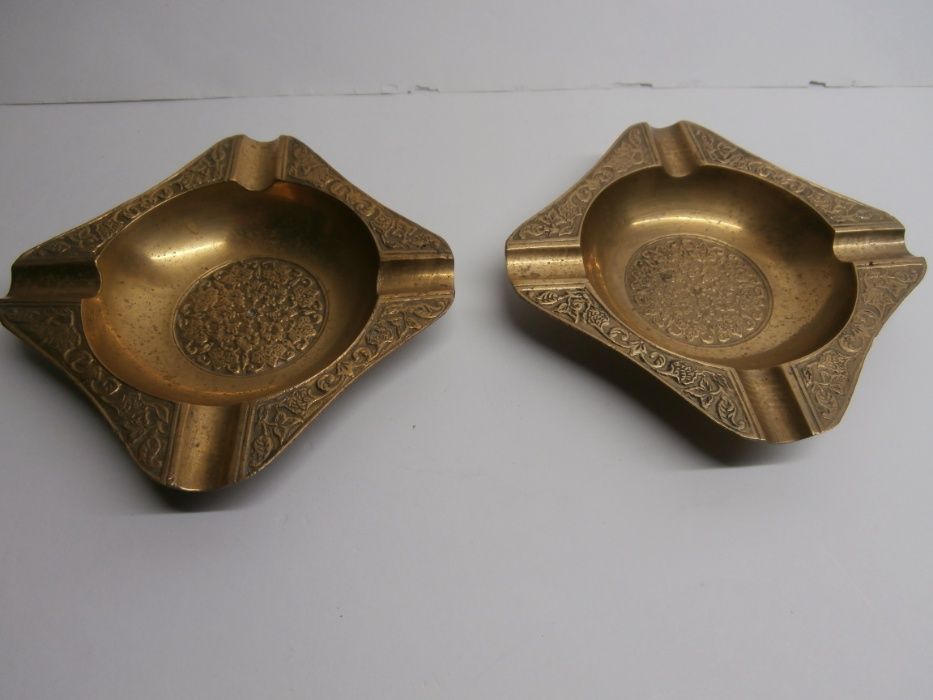 Vários artigos em latão