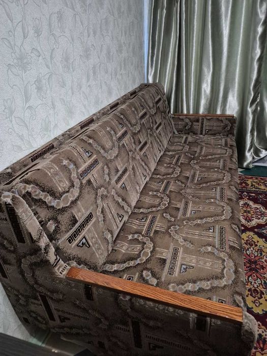Продам диван б/у