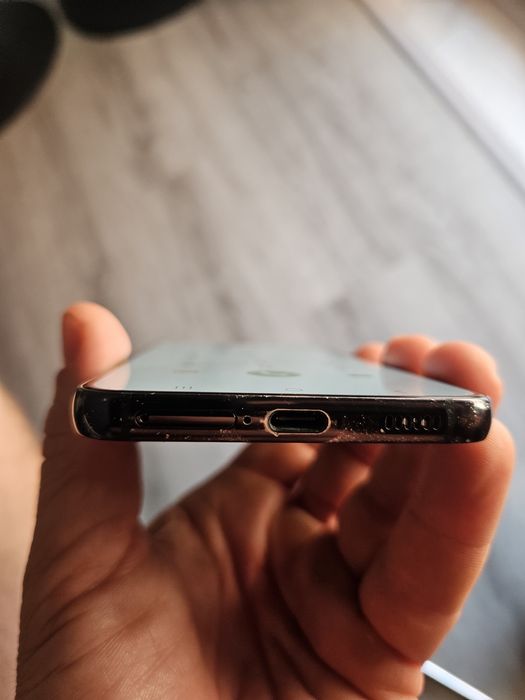 Samsung s22 5g..