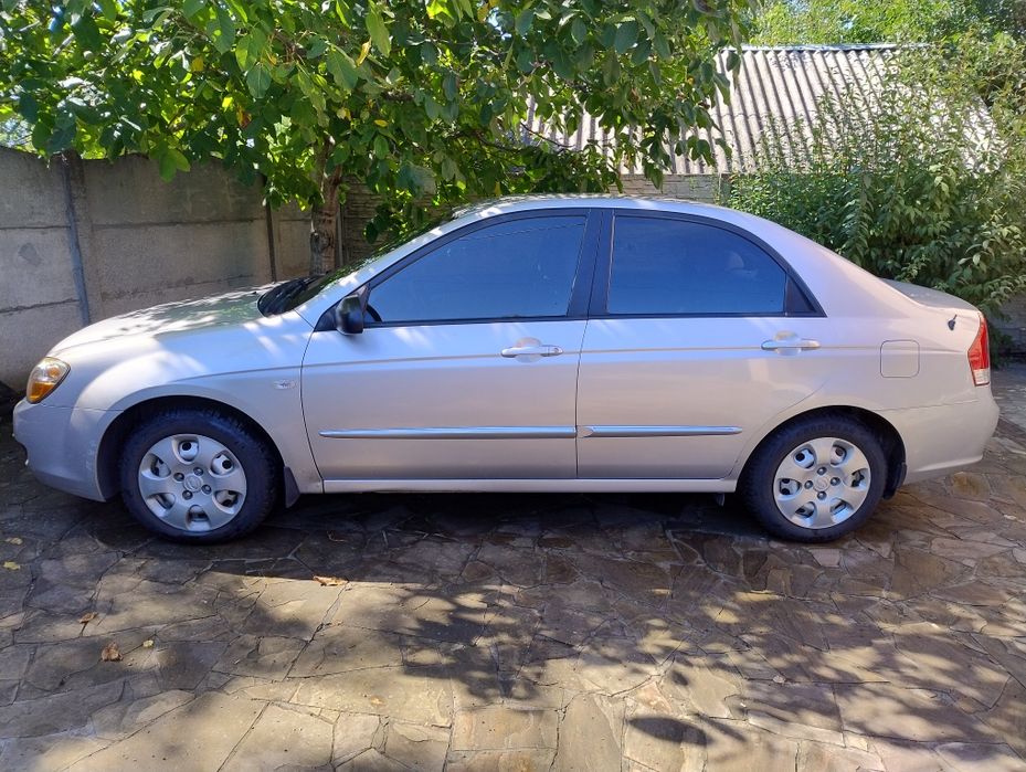 У продажу Кіа черато 2008 р.в
