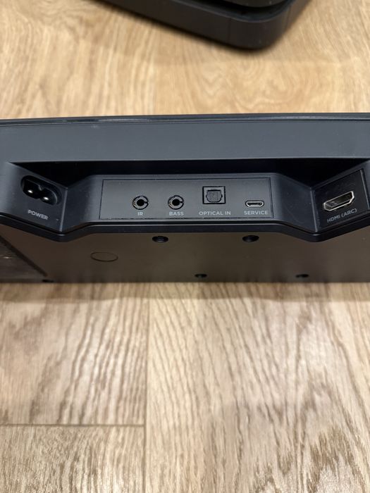 Комплект Bose 300 Smart Soundbar + Bose Base Module 500