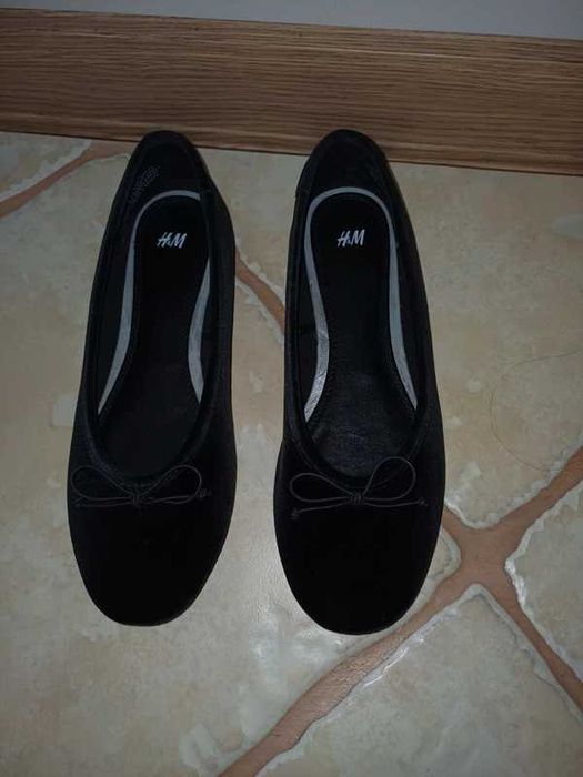 czarne,welurowe baleriny H&M, r. 36