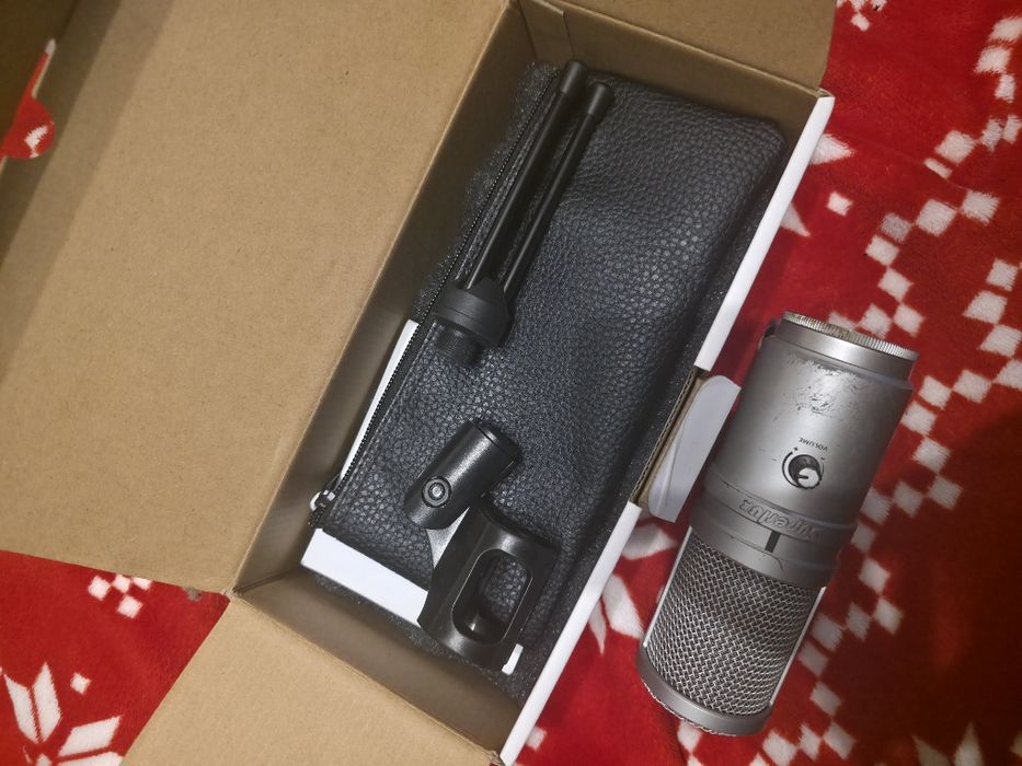 Mikrofon komputerowy Superlux e205u