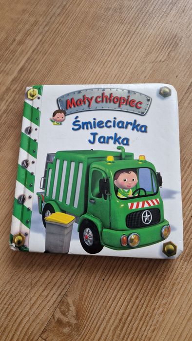 Maly chlopiec smieciarka Jarka ksiazka