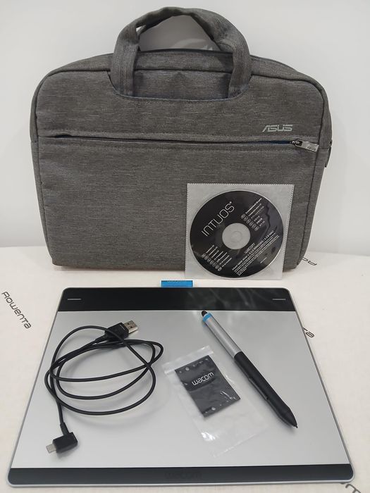 Wacom Intuos Pen & Touch Medium” de 2013 (LER DESCRIÇÃO)