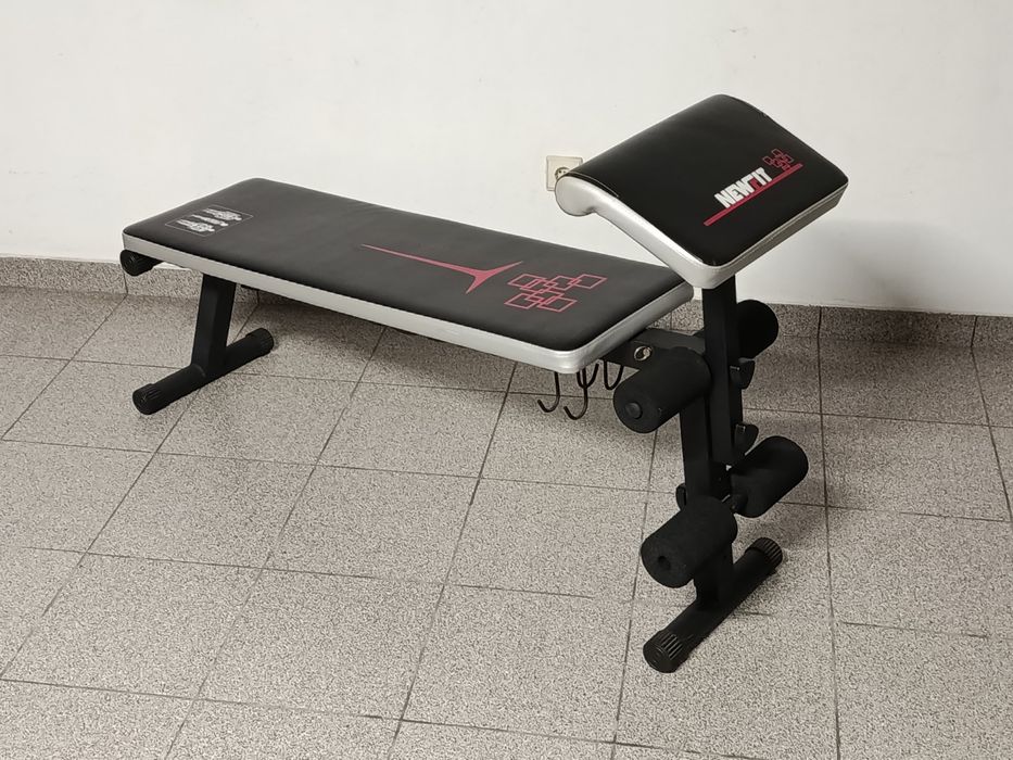 Banco de Musculação e Abdominais Newfit c/ almofada Scott
