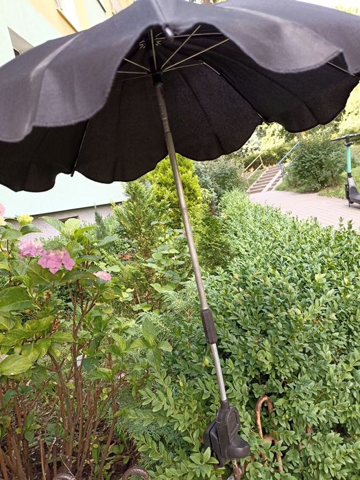Uniwersalna parasolka do wózka czarna