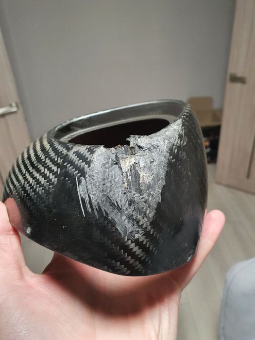 Ремонт карбоновой мото обшивки, ремонт карбоновых глушителей, труб