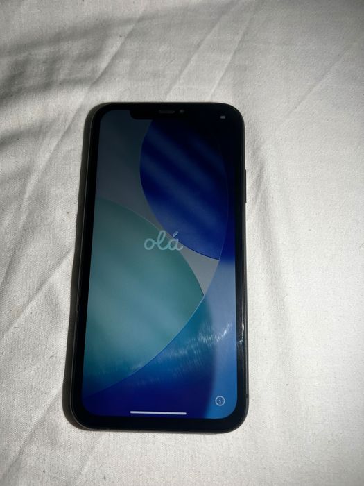 iPhone 11 128gb bateria 74%
