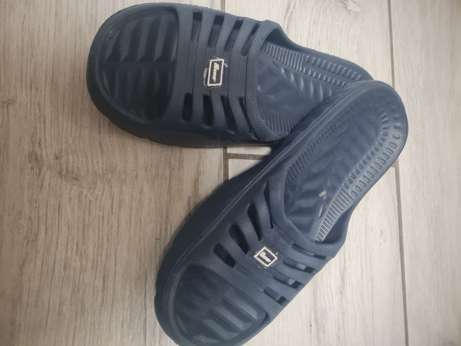 Klapki na basen 37 dla dziewczynki Benq