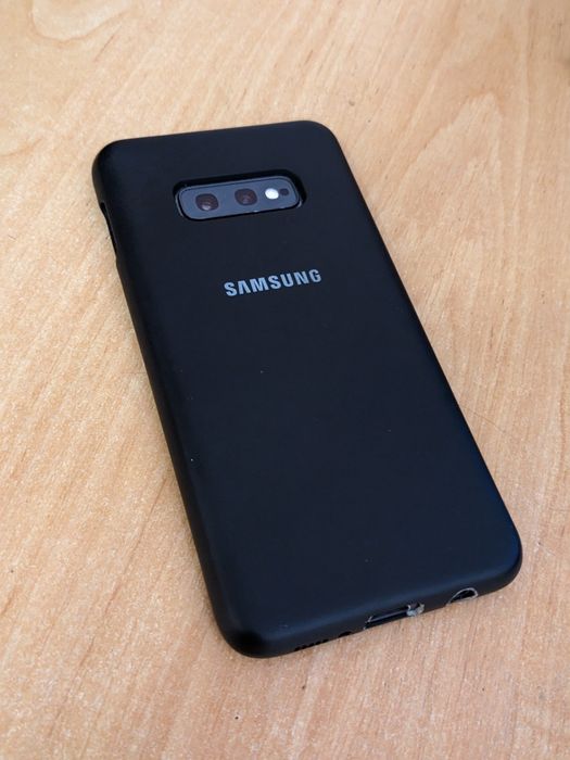 Samsung s10e 6/126 на восстановление