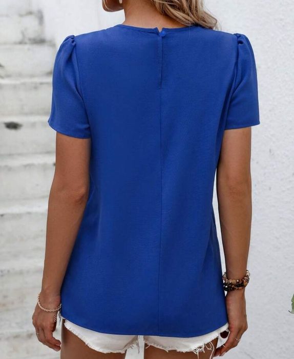 Nowa bluzka z łańcuszkiem