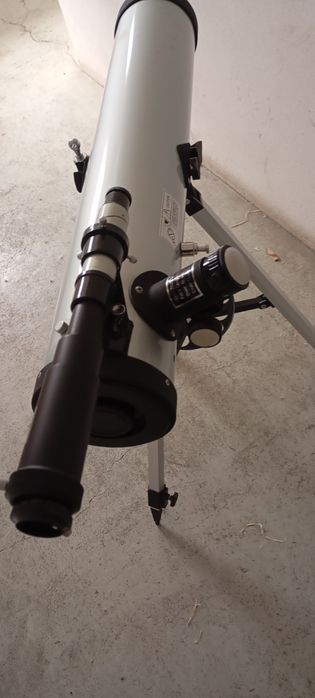 Telescópio em bom estado