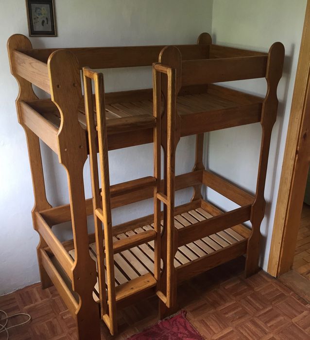 Ліжко дубове дитяче, двухярусне, 120х60см, самовивіз