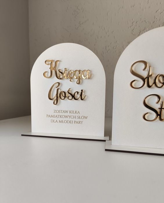 Tabliczki na wesele ślub event księga gości słodki wiejski stół