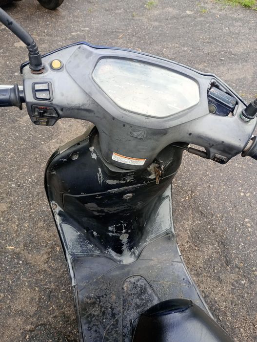 Скутер Honda leed 48