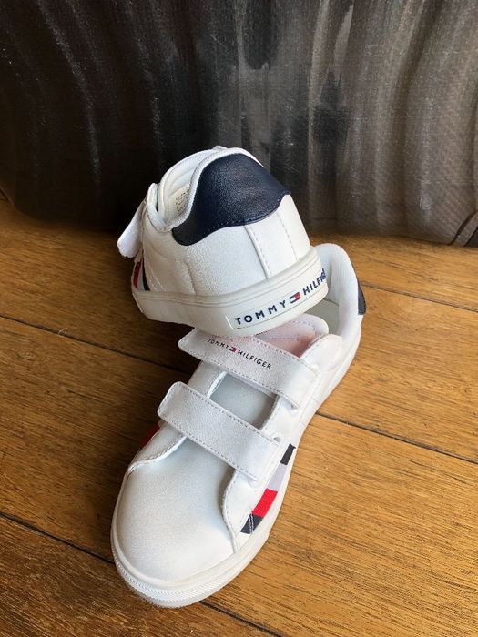 Buty marki Tommy hilfiger